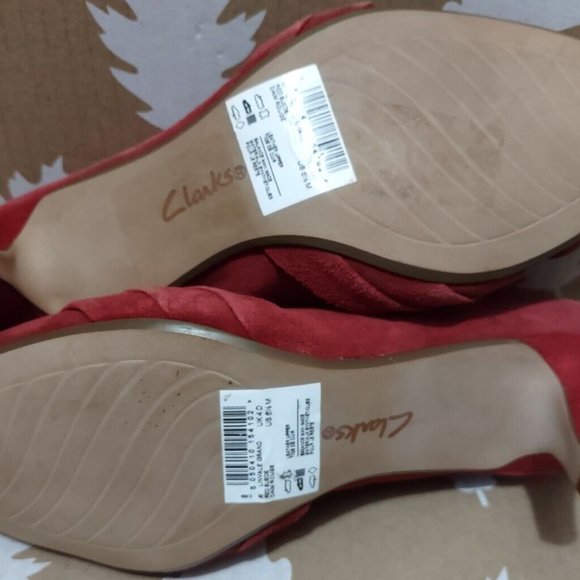 Collections by Clarks Linvale Grand Red Suede Pump Pointed 6.5 ~ New without Box - Picture 9 of 12